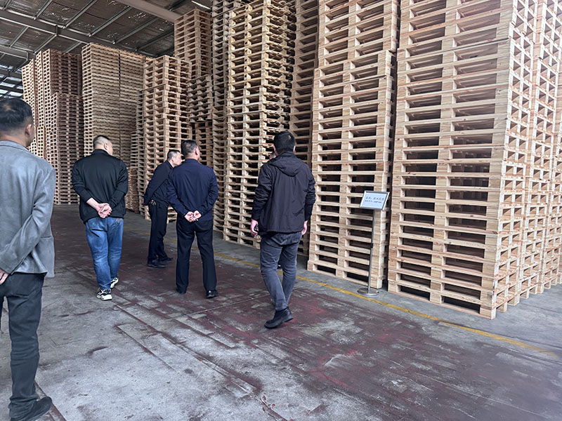 内蒙古 XX 物流有限公司(张经理、王工程师) 内蒙古 XX 物流有限公司(张经理、王工程师)